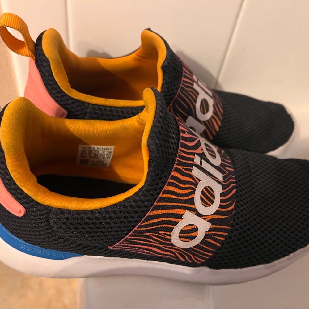 Adidas big boy 5.5